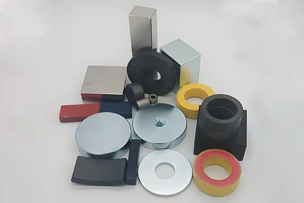 4. types of permanent magnets-min.webp