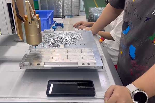 5. strongest magnet for MagSafe.webp