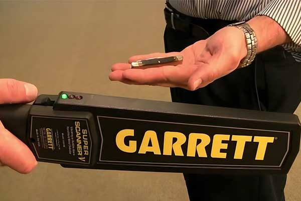 3. metal detector from magnets-min.webp