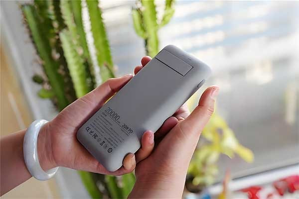 6. MagSafe battery with high power-min.webp