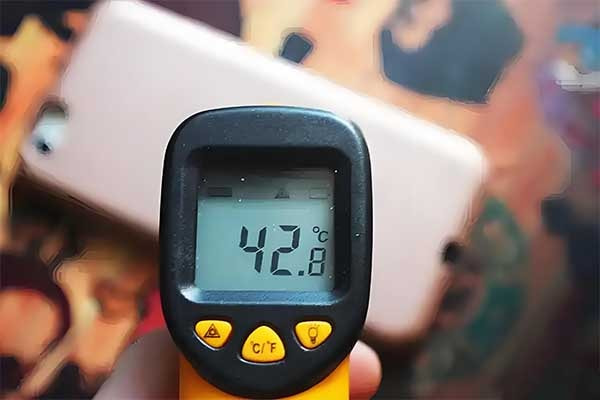 5. wireless charging overheat-min.webp