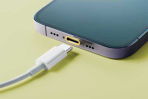 6. USB-C and magsafe charging-min.webp