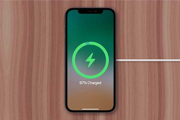 2. 100% charged and stop wireless charging-min.webp