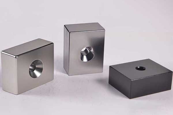 6. coated neodymium magnets-min.webp