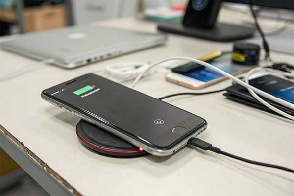 5. wired and wireless charging.jpg-min.webp