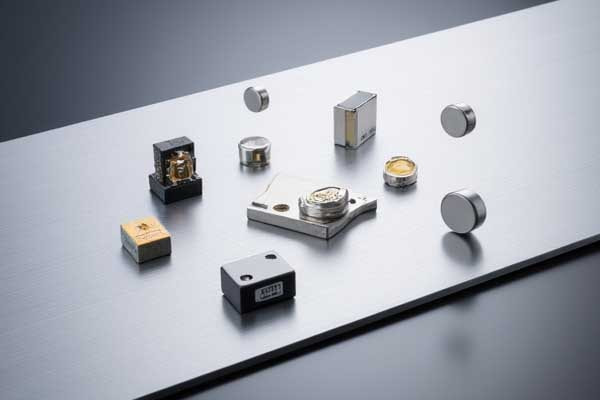 4. magnets inside camera sensor-min.webp