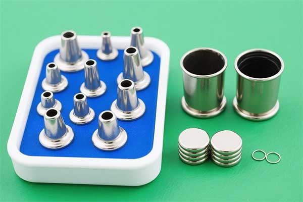 4. medical magnets and regular magnet-min.webp