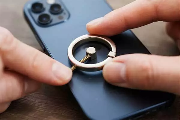 loose magnetic phone ring.webp