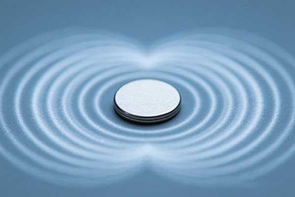 4. large round magnet benefit-min.webp