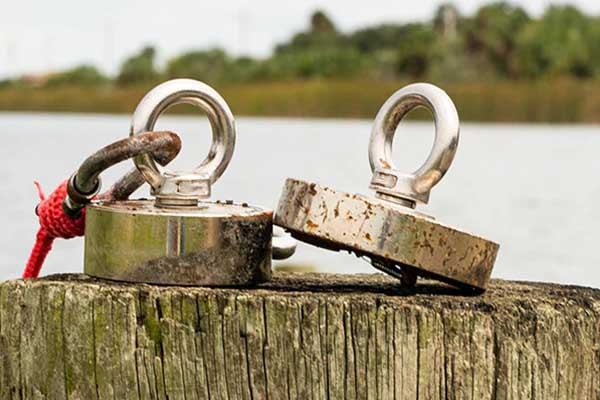 5. magnetic rod fishing magnets.webp